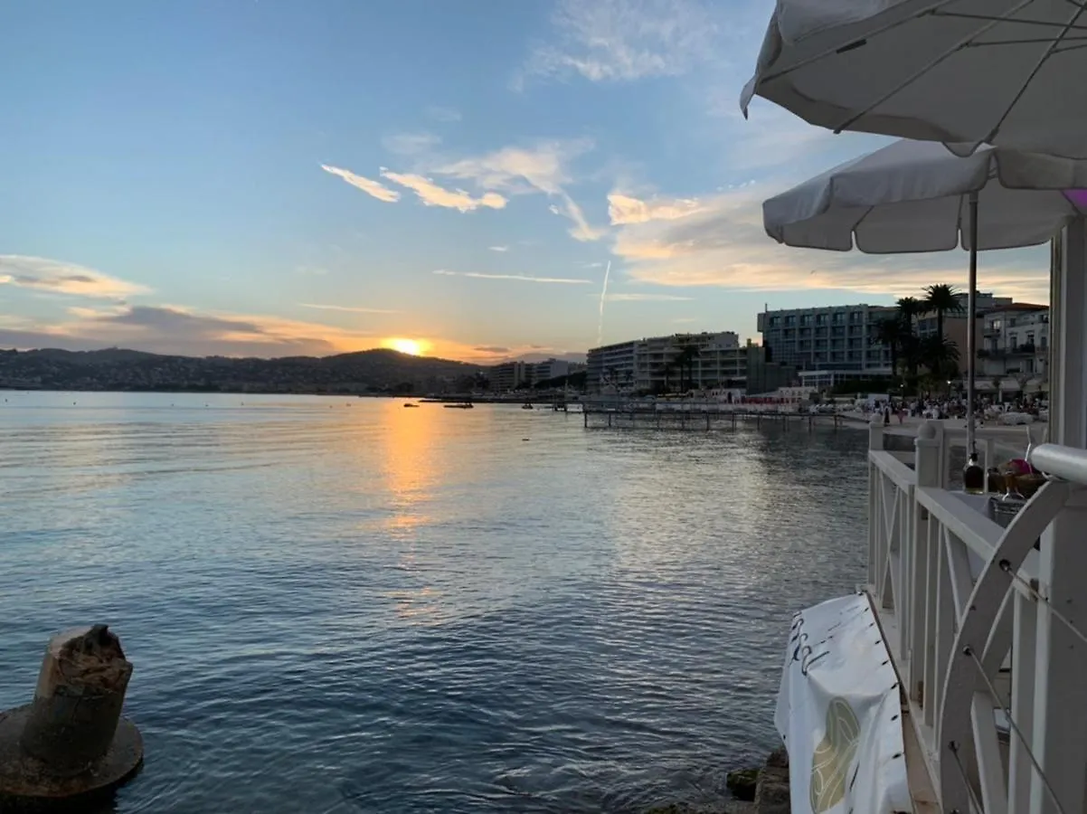 Apartment Superbe Studio Le Pavois Antibes